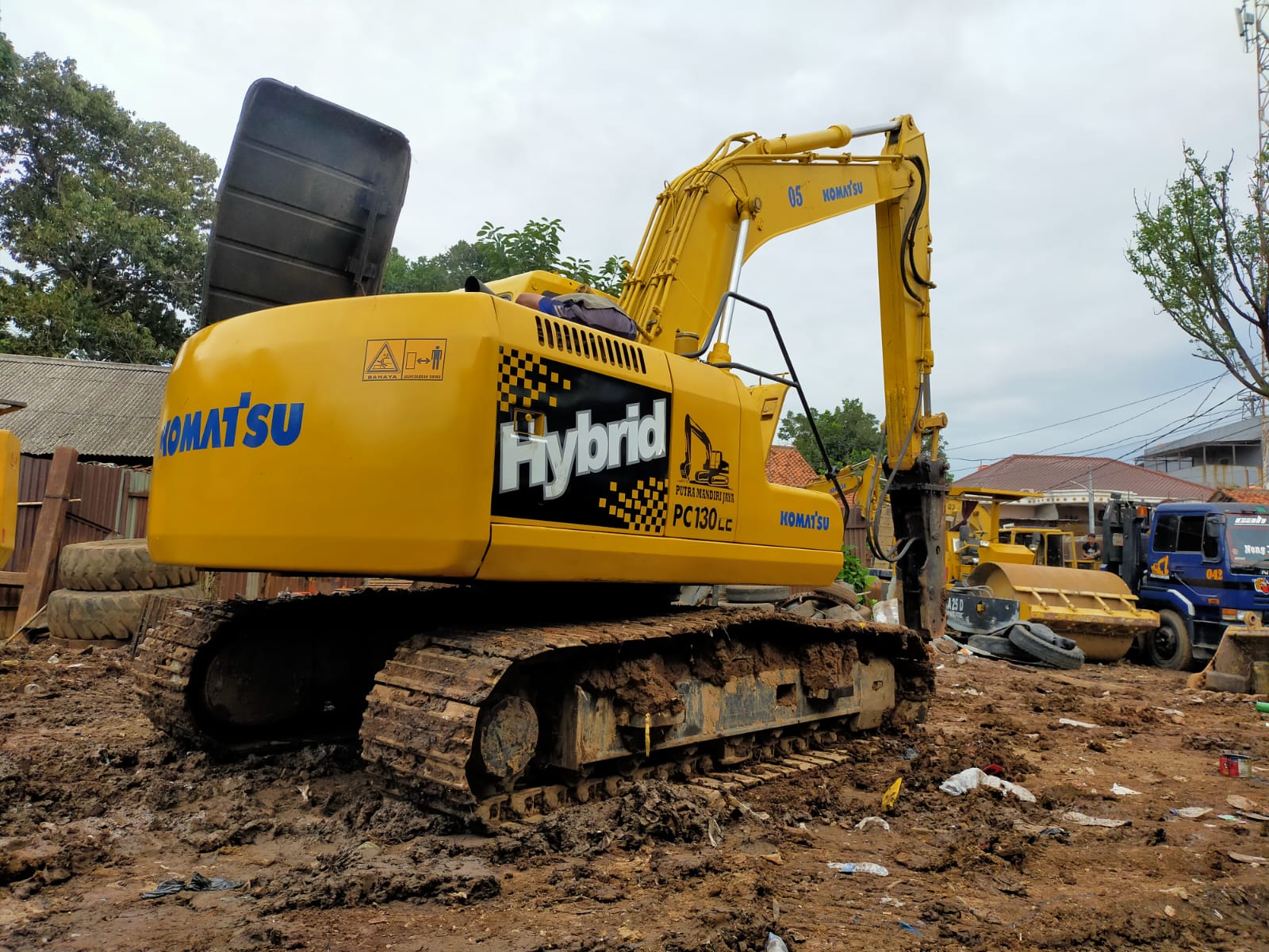 sewa excavator bekasi